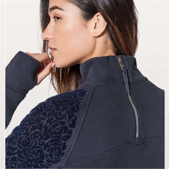 Lululemon Floral Flock Pullover‎ Midnight Navy Size 6 - Picture 3 of 11